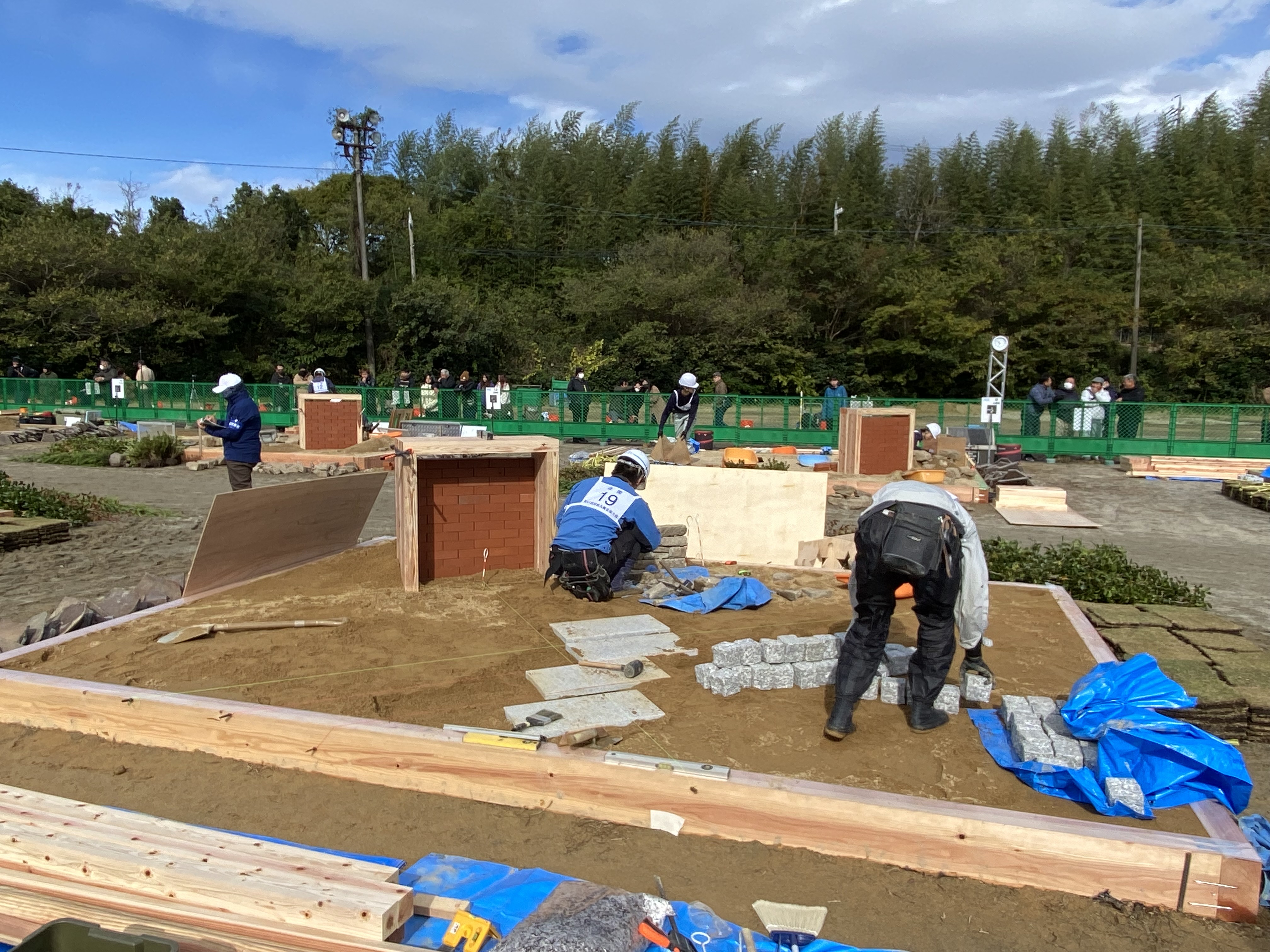 技能五輪全国大会での競技風景